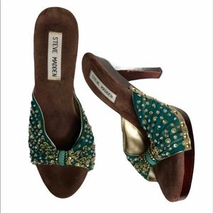 Vintage Steve Madden embellished green platform sandals, 7
